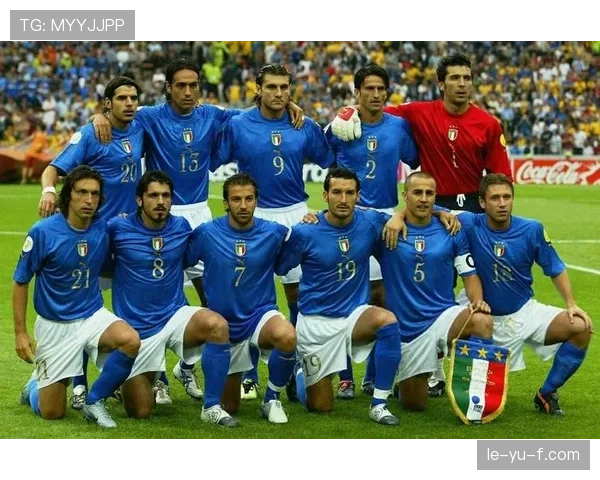 世界杯历史回顾：从传奇时刻到现代足球的演变，见证战术革新与巨星崛起