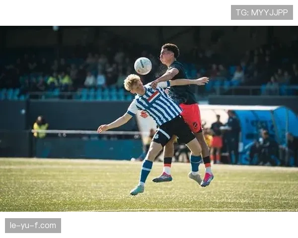 埃因霍温新赛季状态回暖，新阵容蓄势待发剑指突破